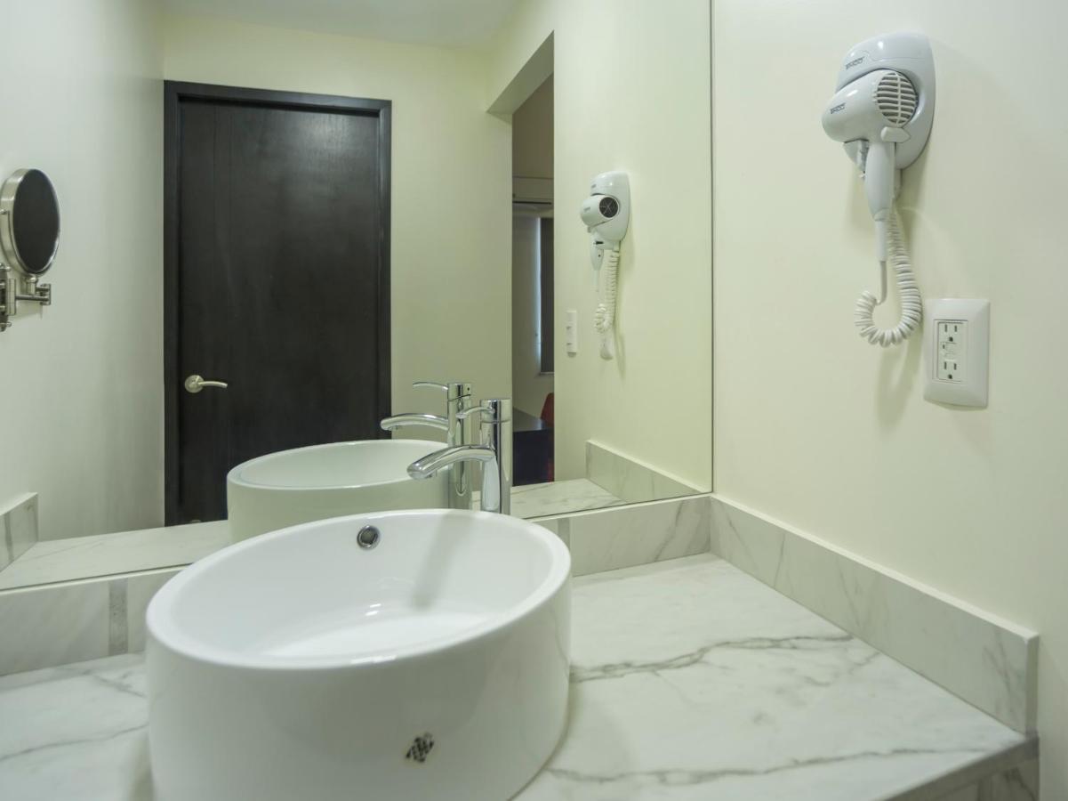 Smart Hotel Monterrey Exteriér fotografie